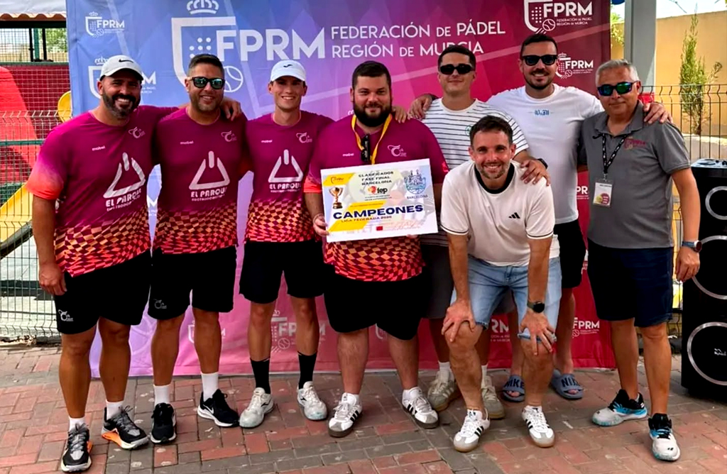 El equipo masculino de 3� categor�a de p�del del Club de Tenis se corona en Murcia y saca billete para la Copa de Espa�a